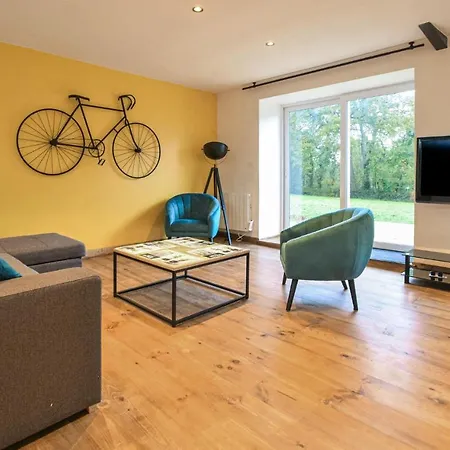3 Bedroom Beautiful In Prázdninový dům *